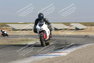 media/Oct-29-2023-Carters at The Track (Sun) [[b2bb4383ab]]/B Plus/220pm (Wheelie Bump)/